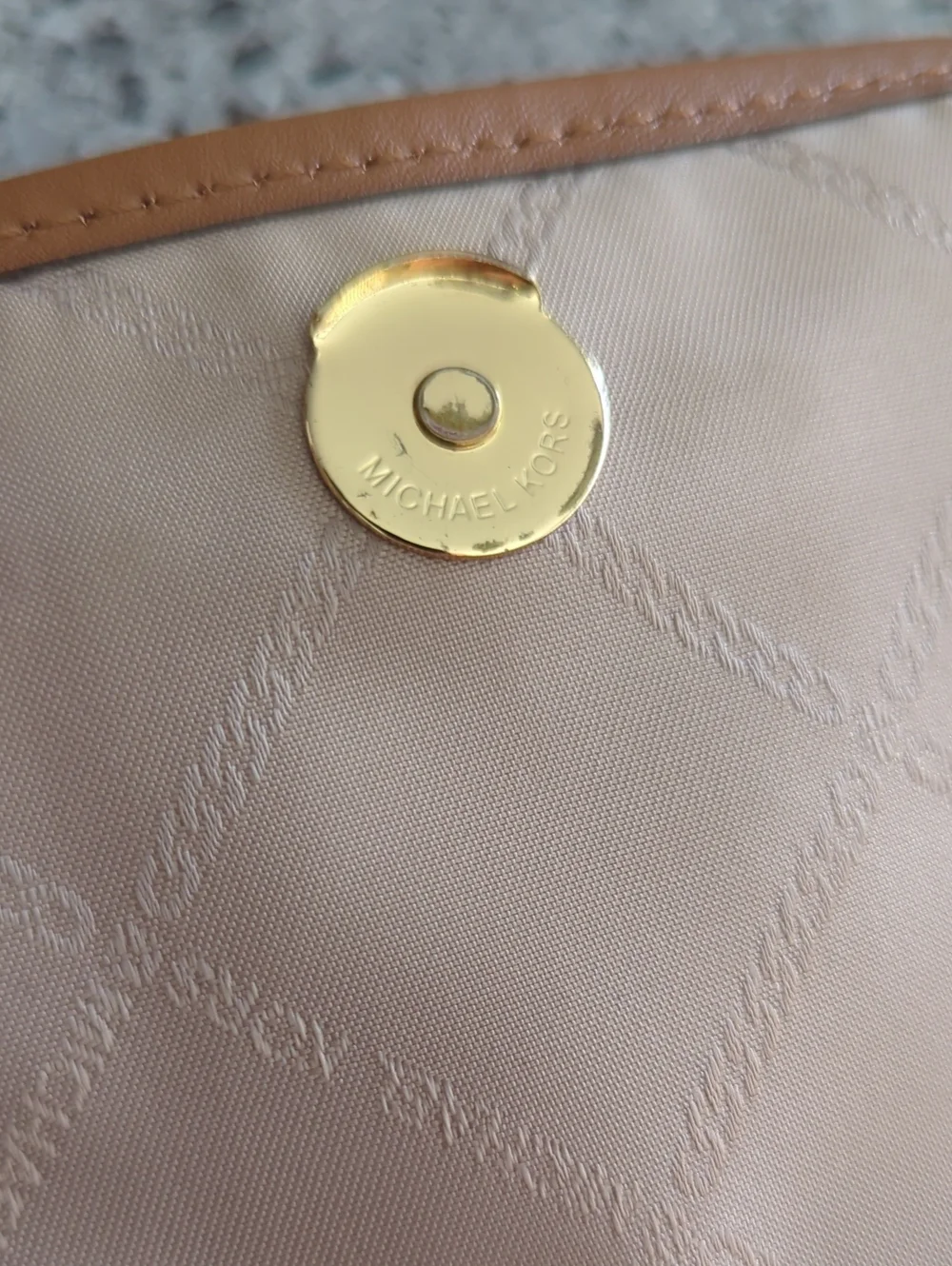 Michael Kors Harrison Medium Logo Backpack In Vanilla/Acorn